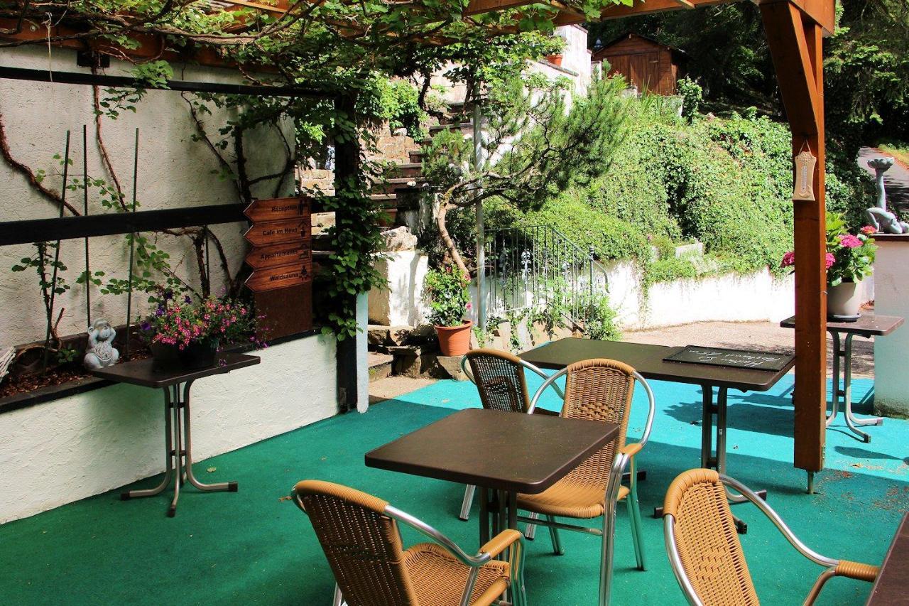 Haus Teufenbach Aparthotel Bad Neuenahr-Ahrweiler Kültér fotó